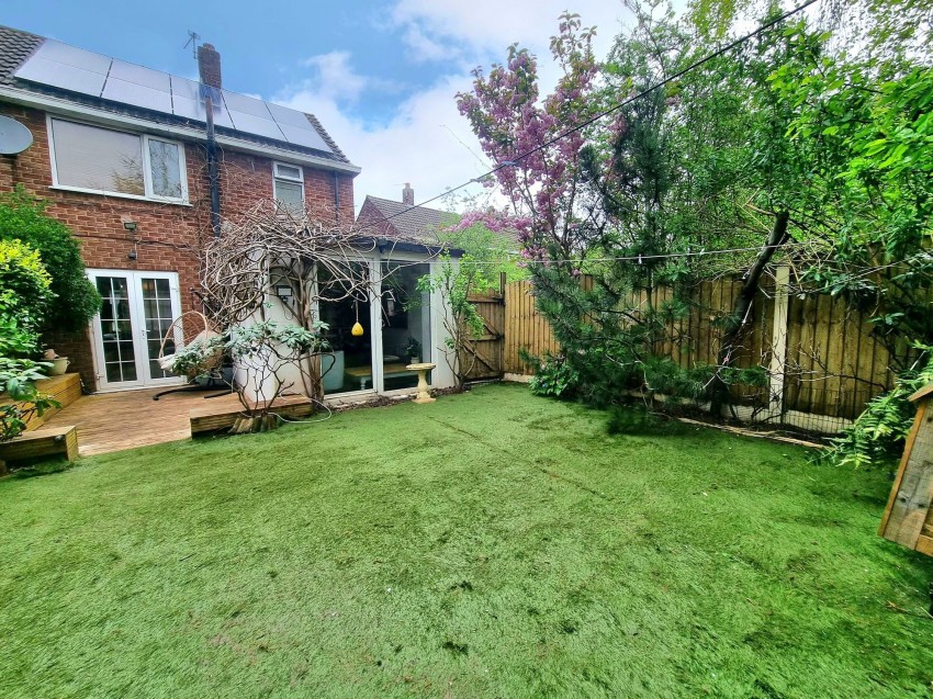 Images for Mere Close, Sale, M33