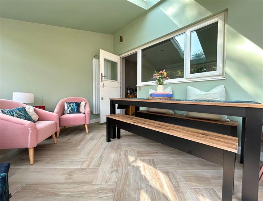 Images for Chester Avenue, Sale