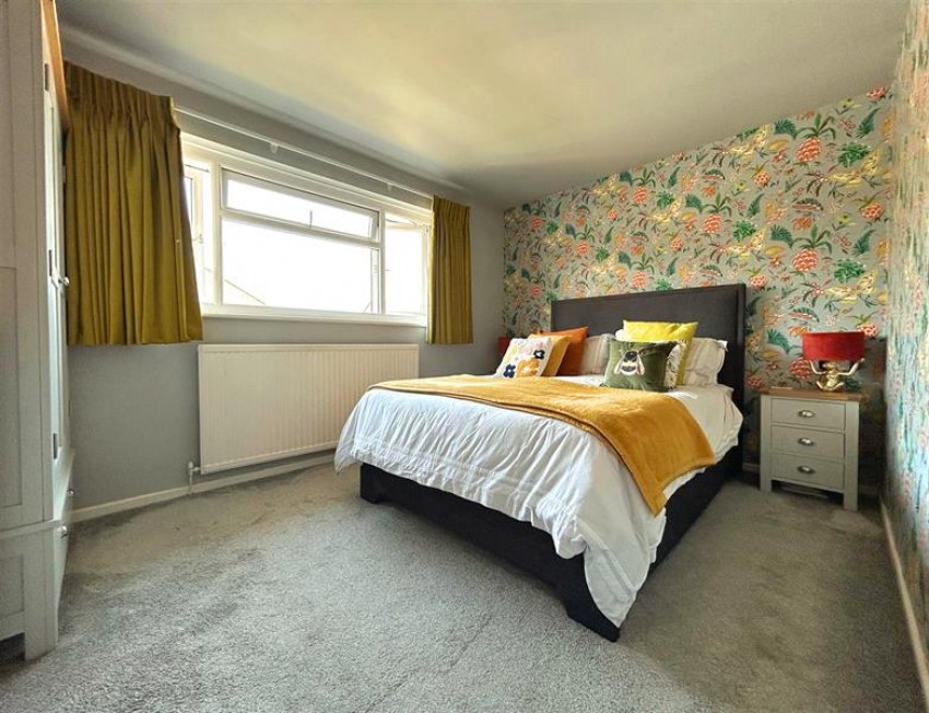 Images for Chester Avenue, Sale