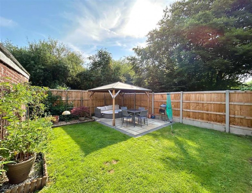 Images for Chester Avenue, Sale