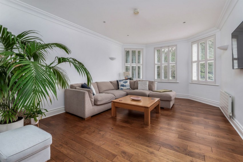 Images for Alderley Edge, SK9