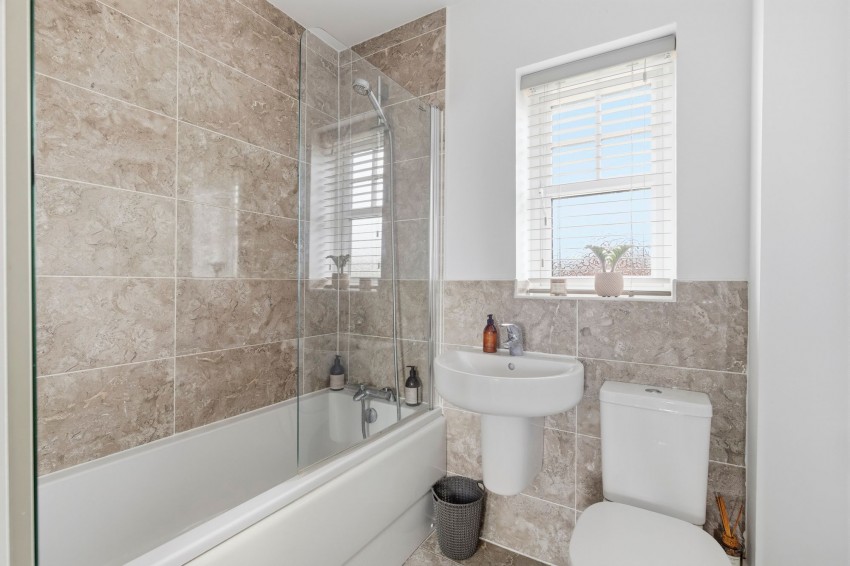 Images for Georges Place, Beeston, CW6