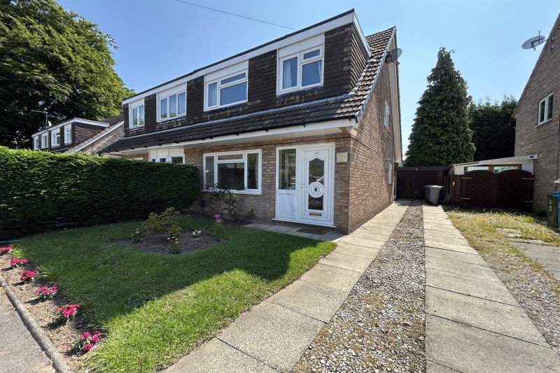 Shenton Park Avenue, Sale