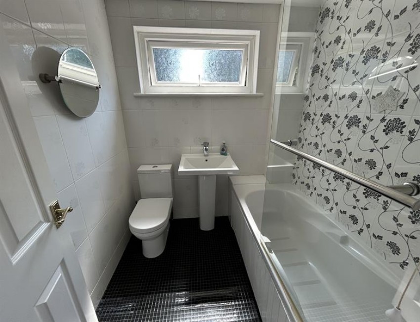 Images for Shenton Park Ave, Sale