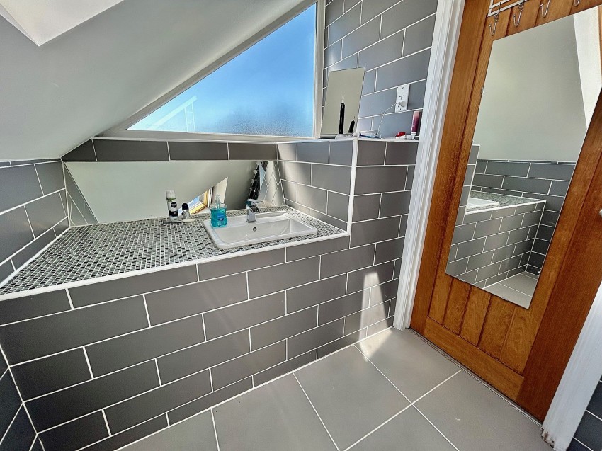 Images for Parrs Wood Road, Didsbury, M20