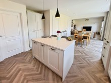 Images for Beamont Crescent, Woodford, SK7