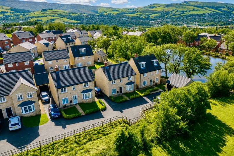 Cherry Grove, Glossop, SK13