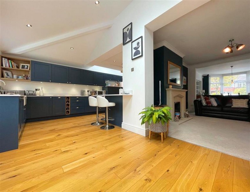 Images for Rydal Avenue, Sale, M33