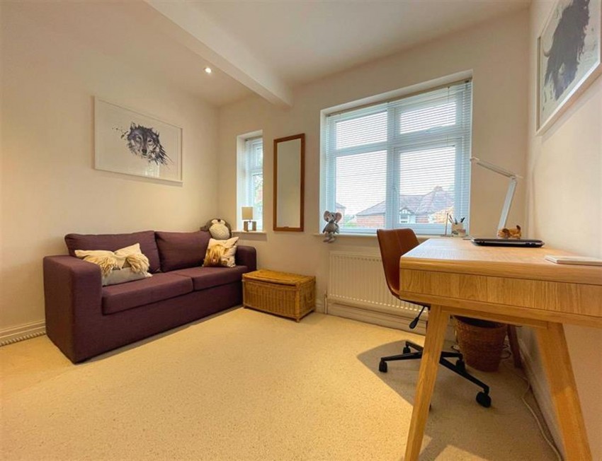 Images for Rydal Avenue, Sale, M33