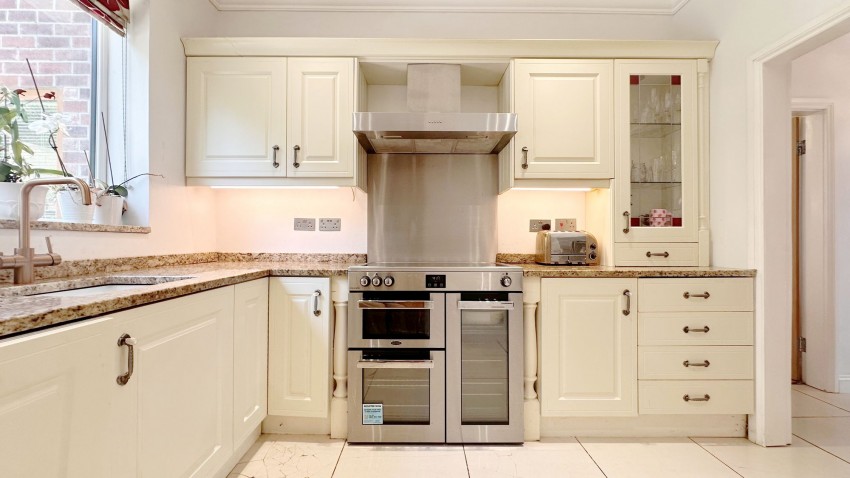 Images for Brookfield Avenue, Poynton, SK12