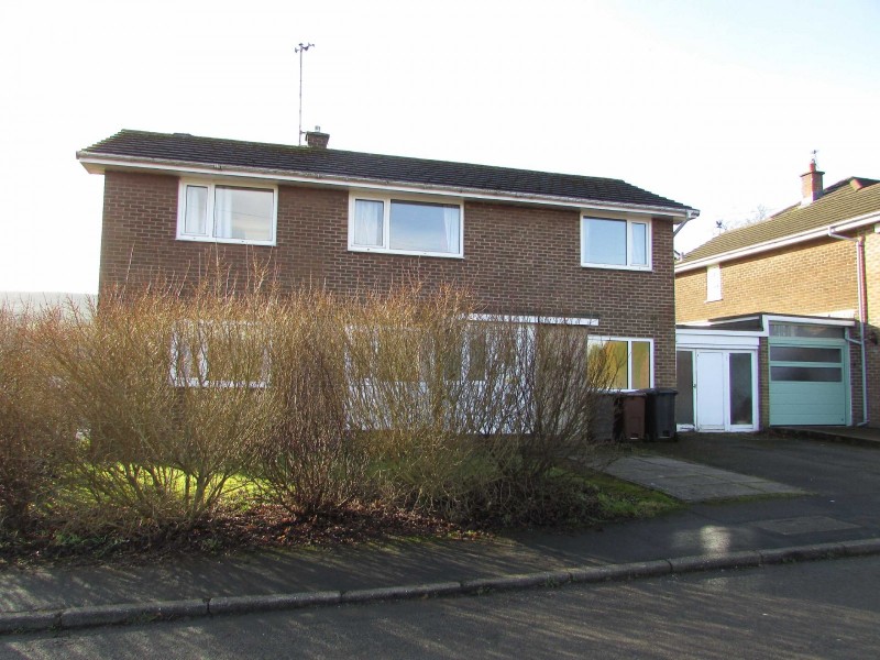 Willow Drive, Chapel-En-Le-Frith