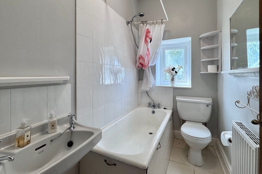 Images for Queen Street, Hadfield, SK13