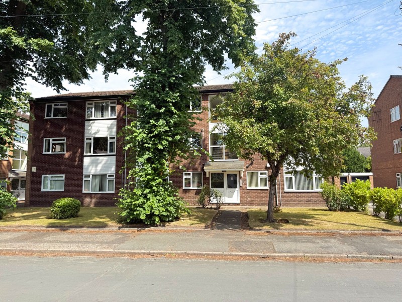 Rookfield Avenue, Sale, M33