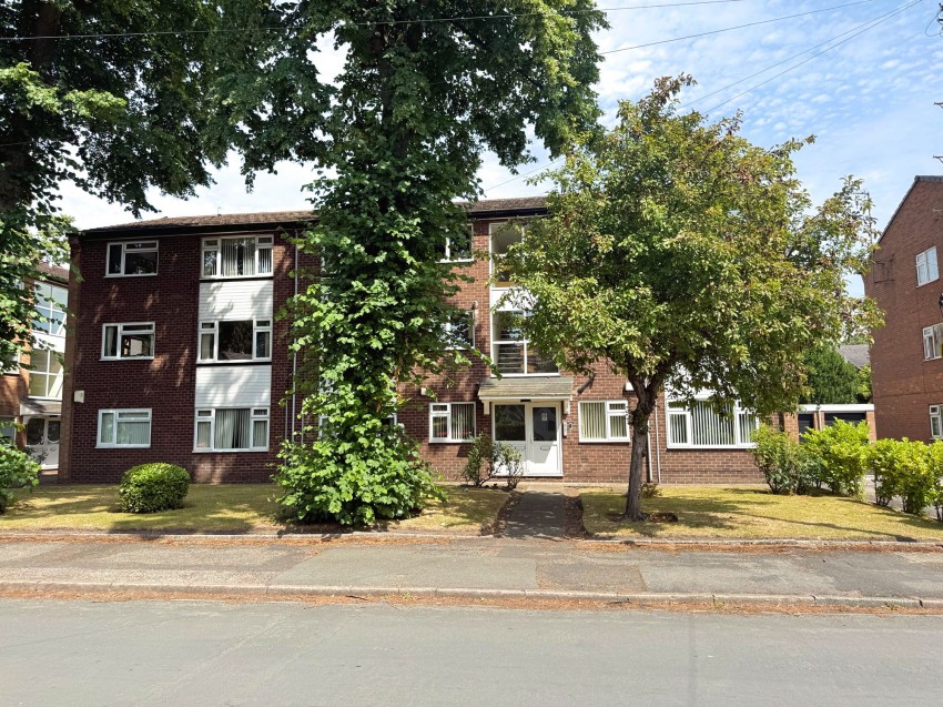Images for Rookfield Avenue, Sale, M33