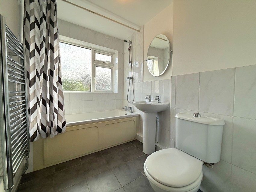 Images for Rookfield Avenue, Sale, M33