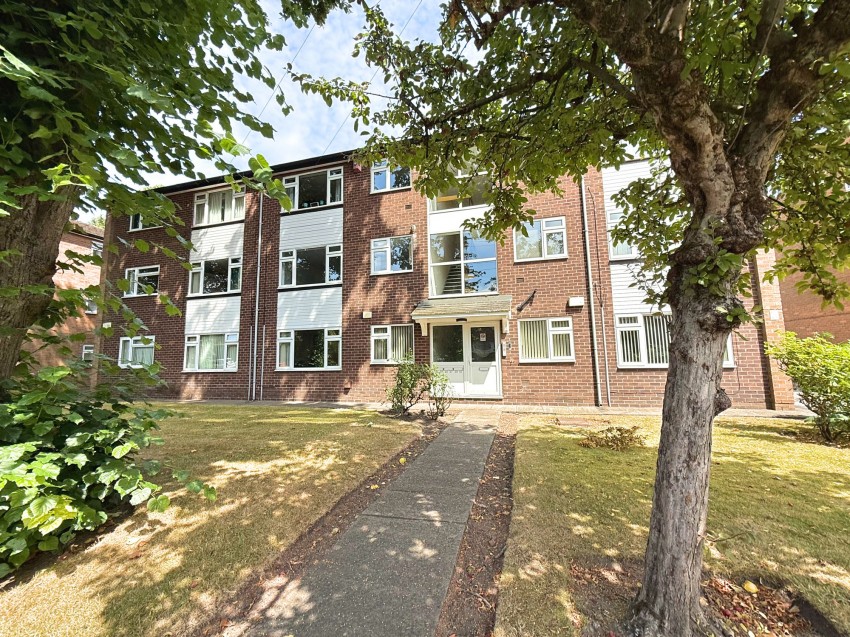Images for Rookfield Avenue, Sale, M33