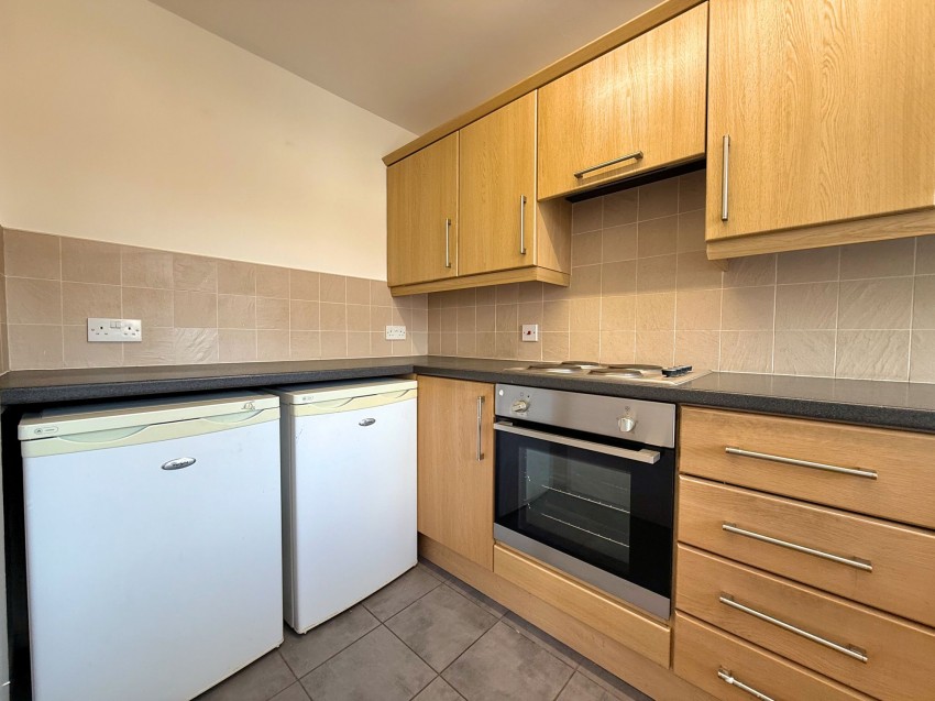 Images for Rookfield Avenue, Sale, M33