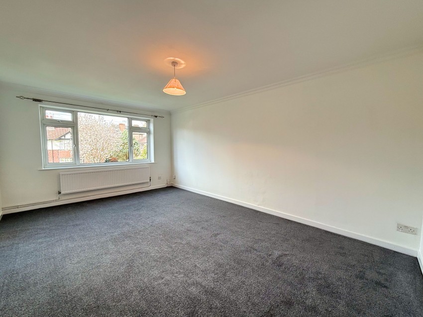 Images for Rookfield Avenue, Sale, M33