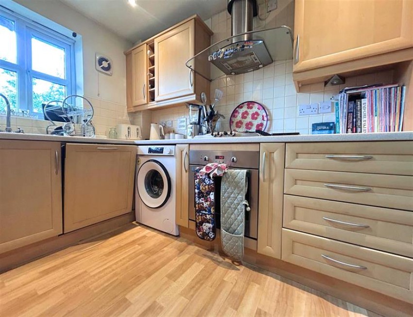 Images for Russell Place, Sale