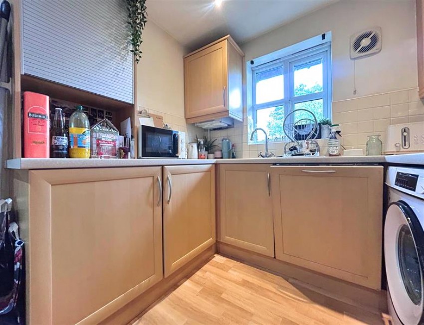 Images for Russell Place, Sale