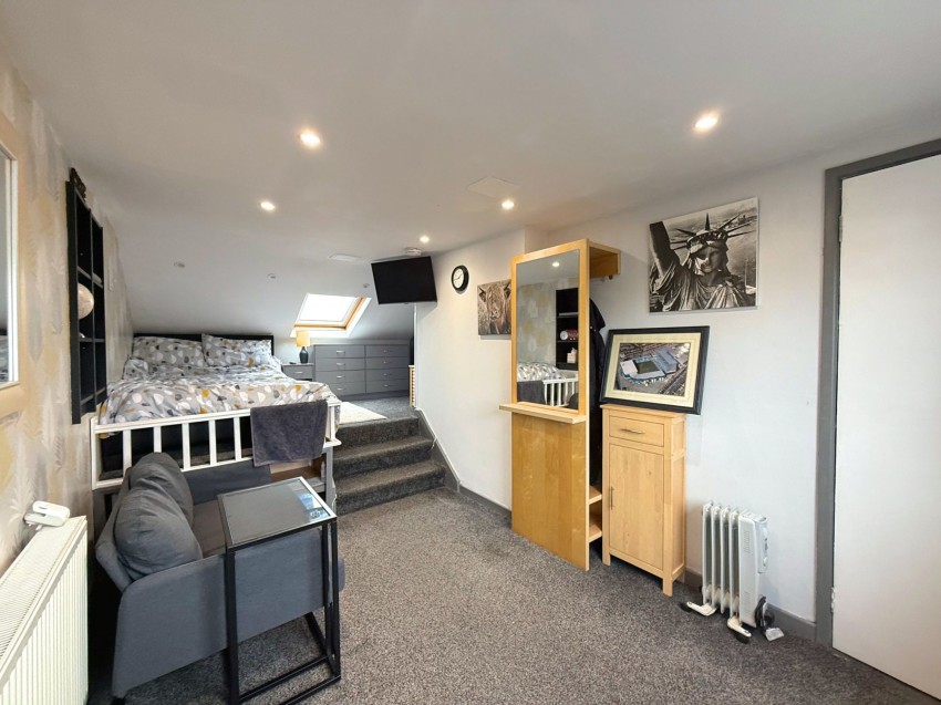 Images for Belmont Road, Sale, M33