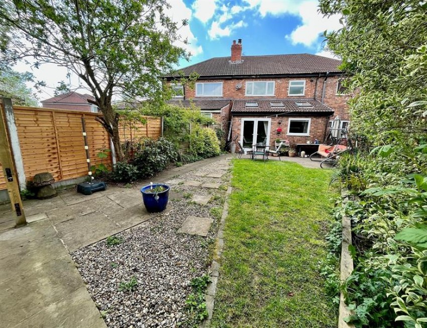 Images for Parrs Wood Road, East Didsbury