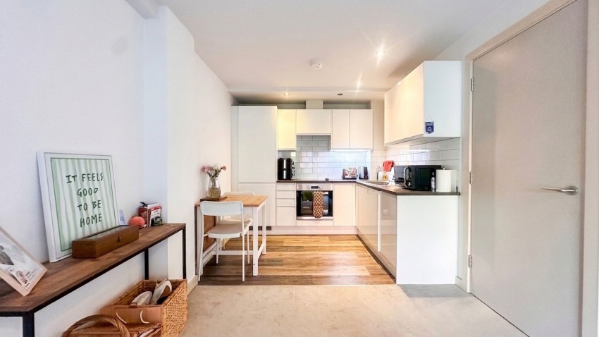 Images for First Avenue, Poynton, SK12