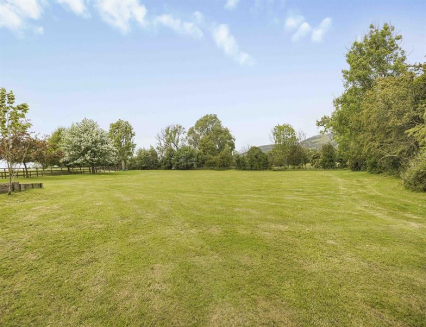 Images for Meg Lane End, Sutton, Macclesfield