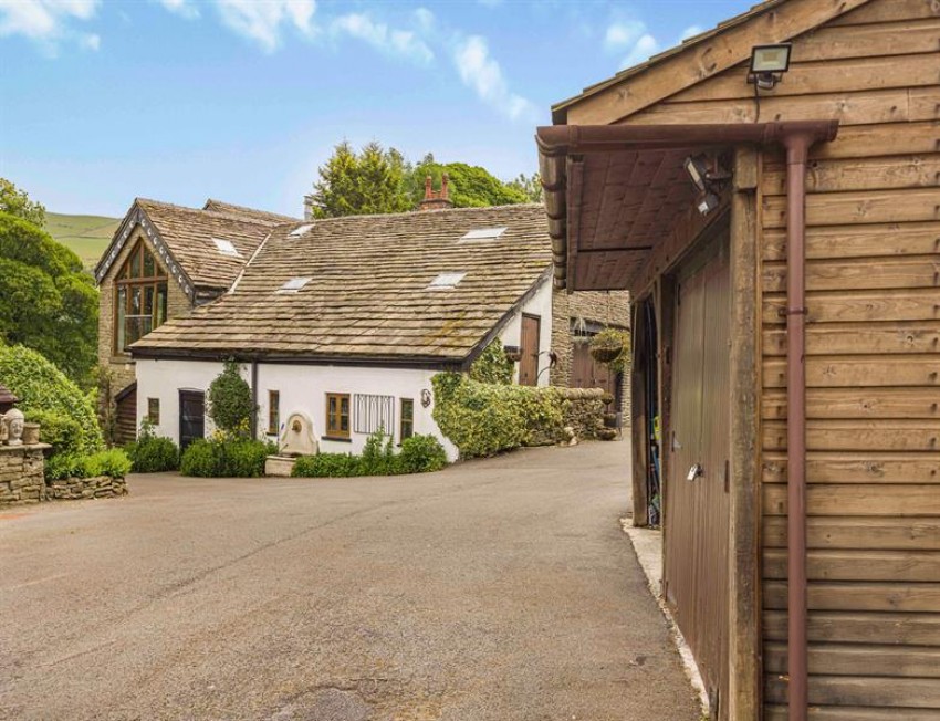 Images for Meg Lane End, Sutton, Macclesfield
