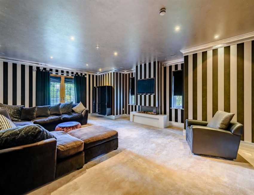 Images for Park Lane, Hale