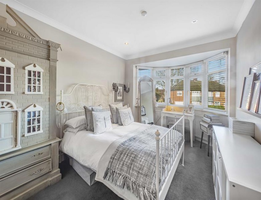 Images for Lichfield Avenue, Hale