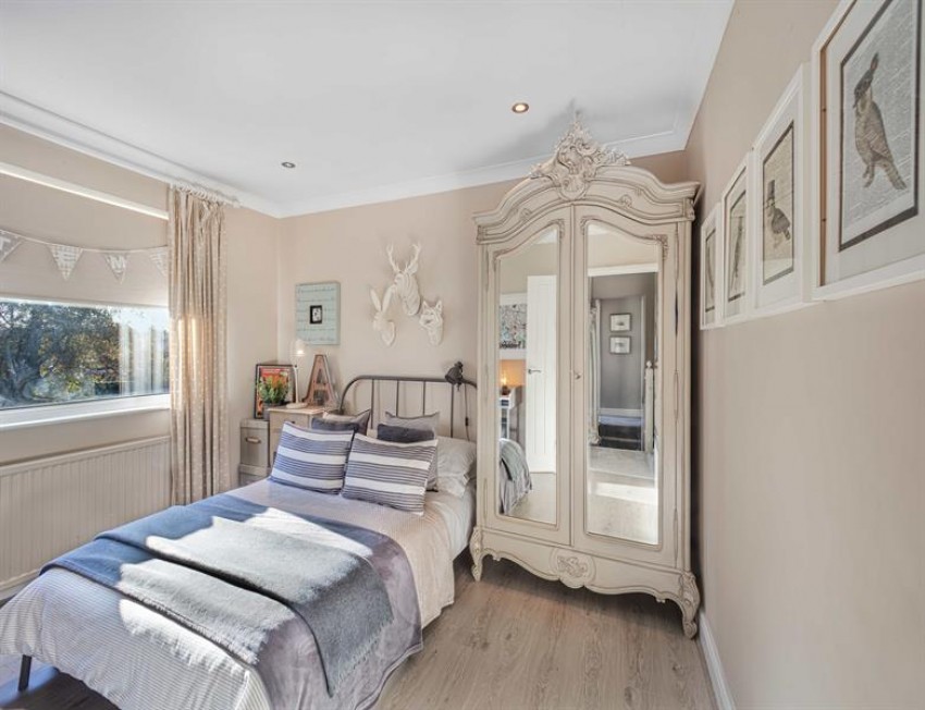 Images for Lichfield Avenue, Hale