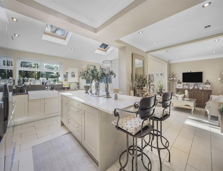 Images for Lichfield Avenue, Hale