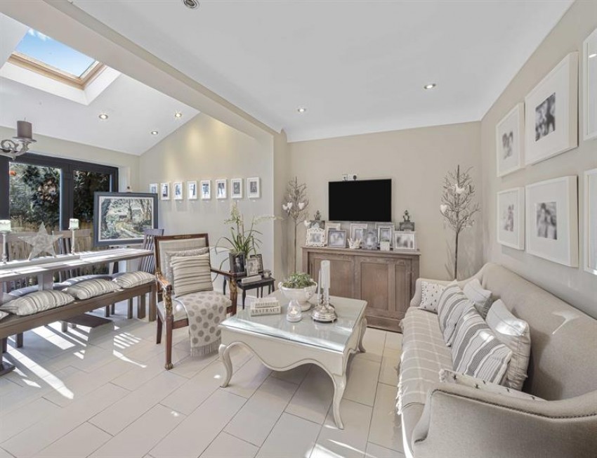 Images for Lichfield Avenue, Hale
