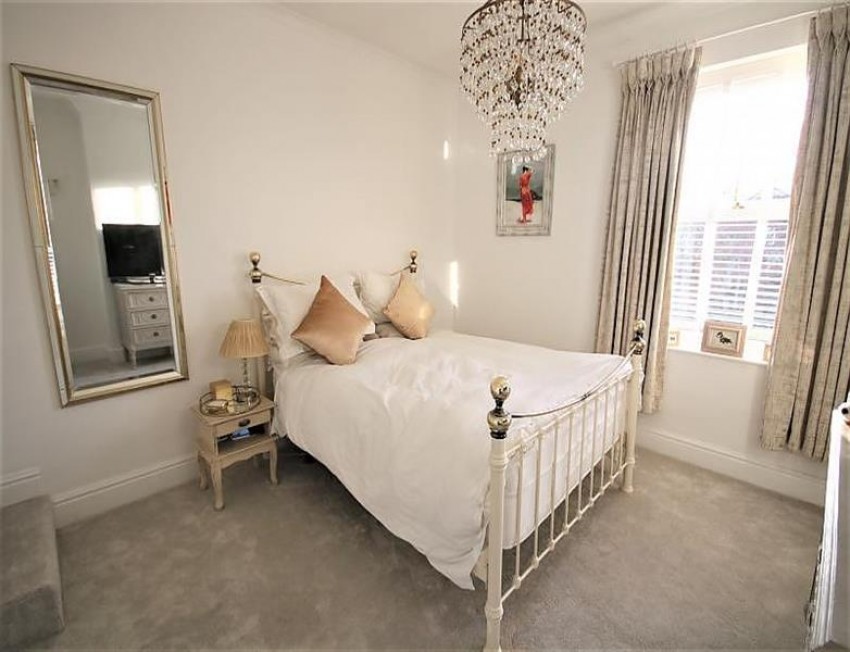 Images for New Street, Wilmslow