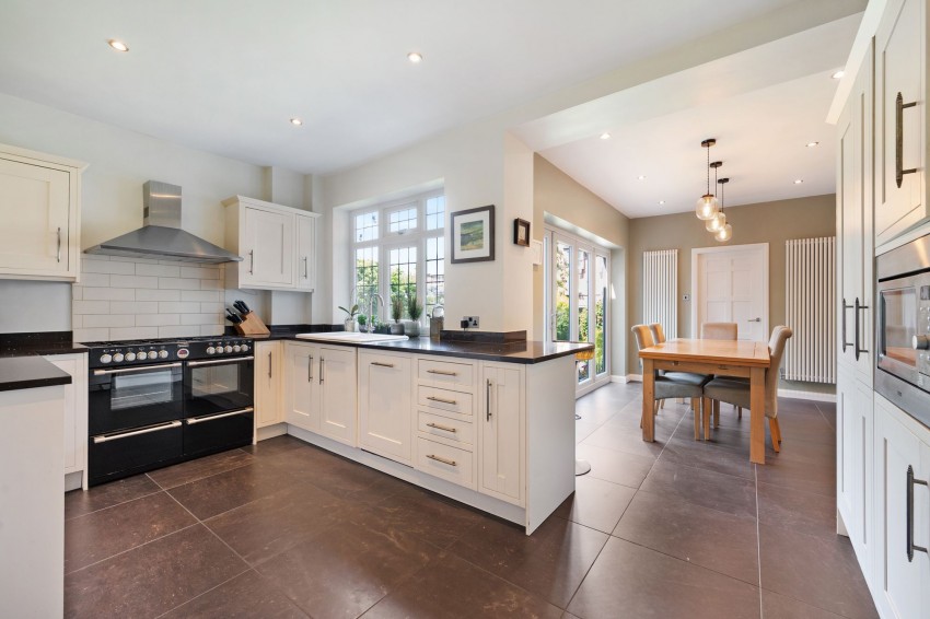Images for Framingham Road, Sale, M33