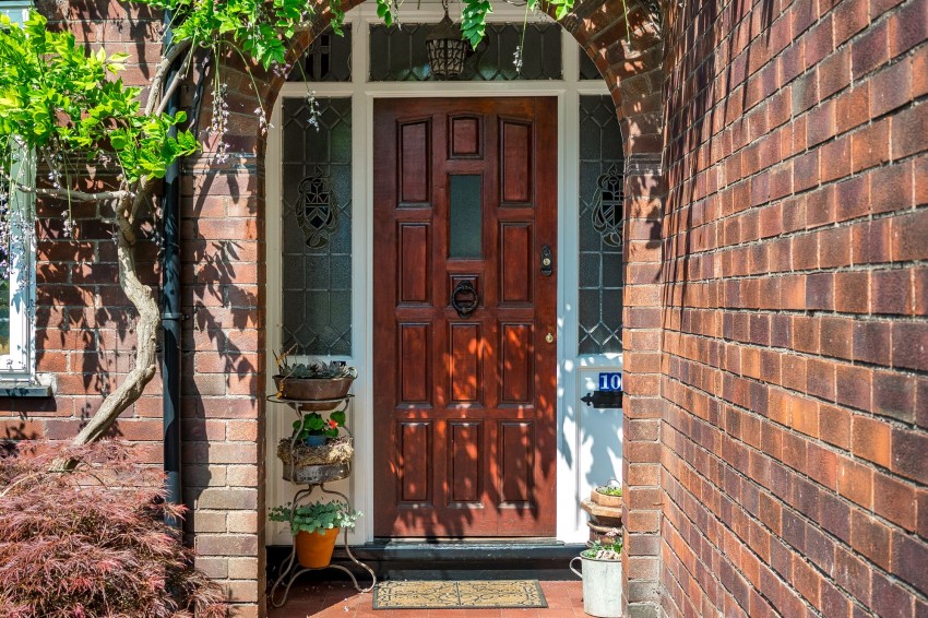 Images for Framingham Road, Sale, M33
