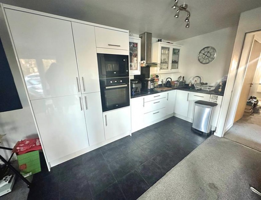 Images for Carrington Lane, Sale