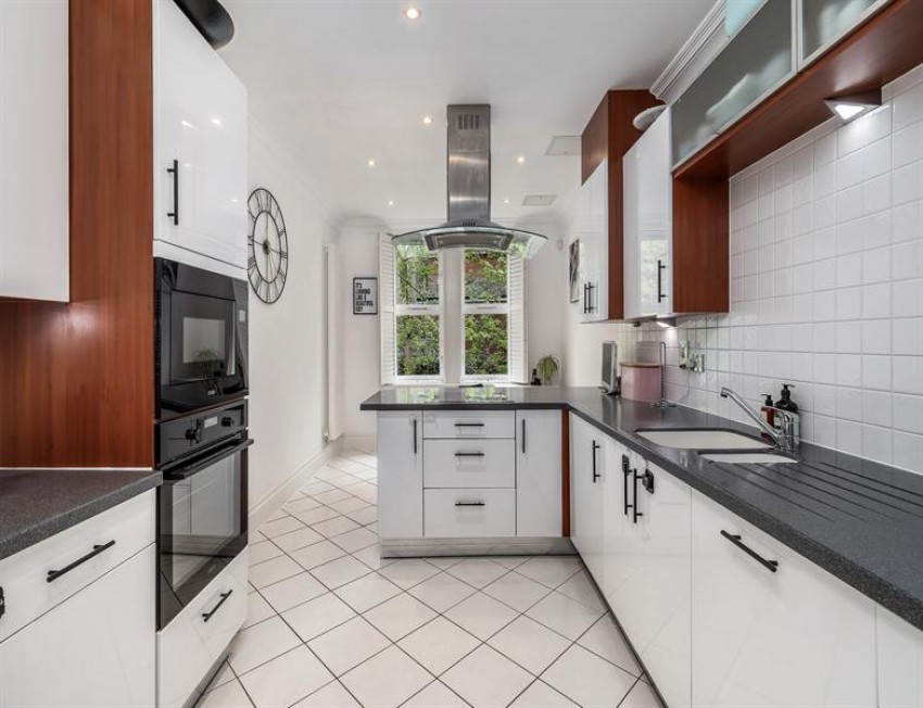 Images for Barnfield House, St Hilarys Park, Alderley Edge