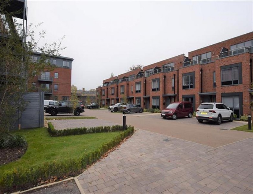 Images for Bempton Drive, Wilmslow Road, Didsbury