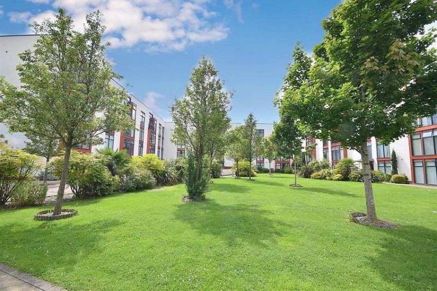 Images for Crown House, Lauriston Close, Sharston