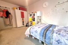 Images for Dane Road, Metro House, M33