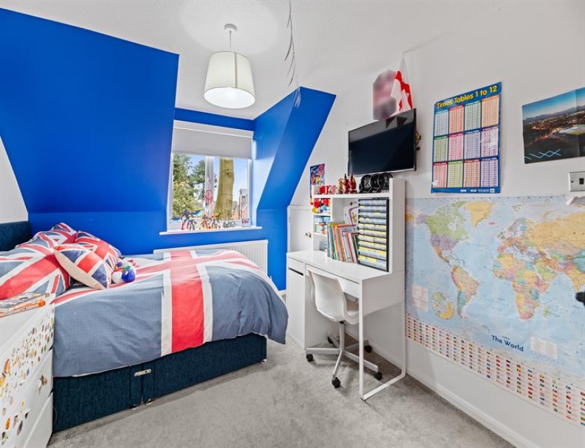 Images for Warren Court, Frodsham