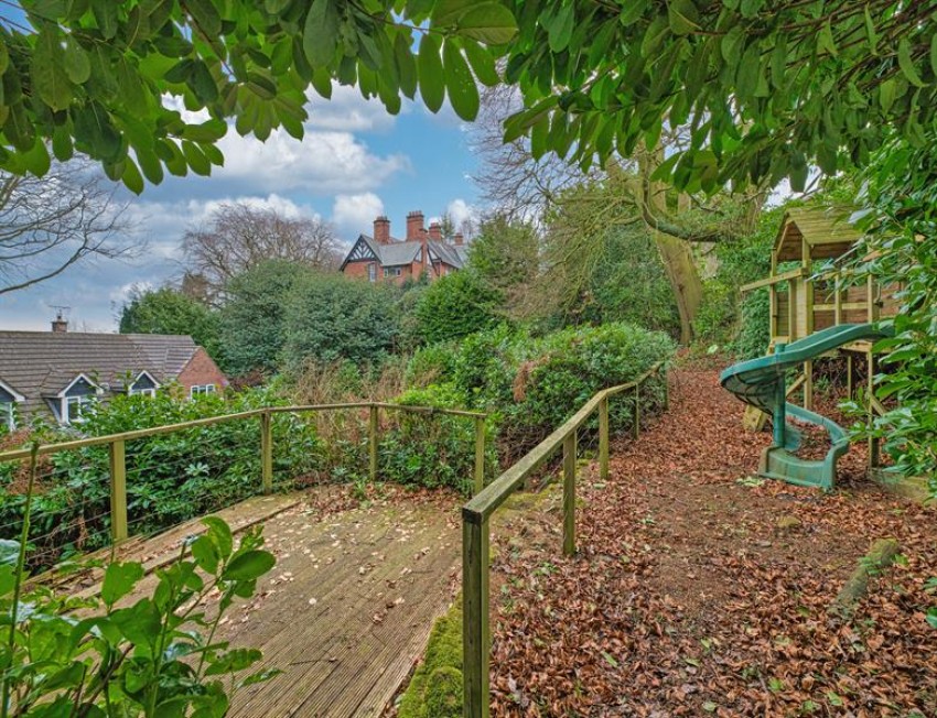 Images for Warren Court, Frodsham