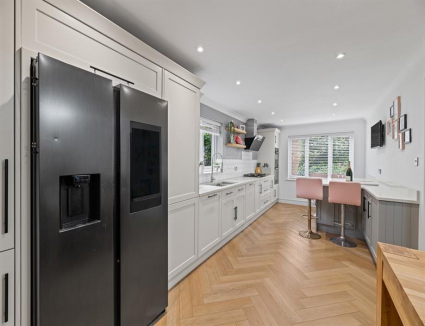 Images for Warren Court, Frodsham