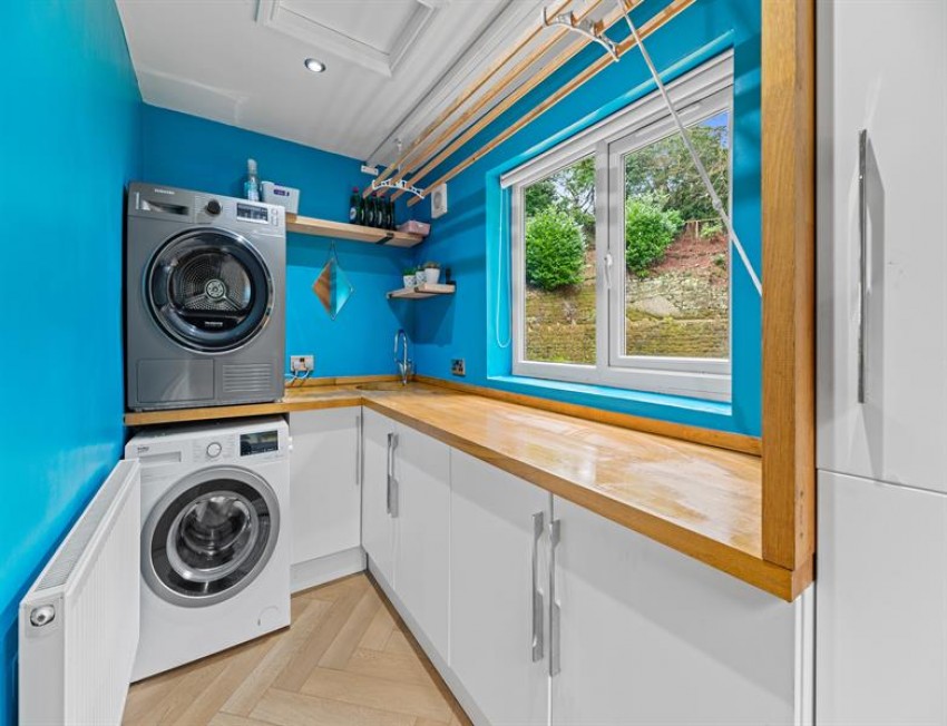 Images for Warren Court, Frodsham