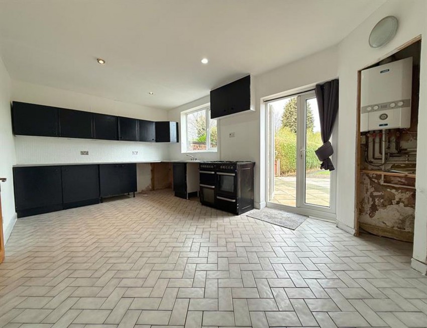 Images for Greenbank Road, Sale, M33