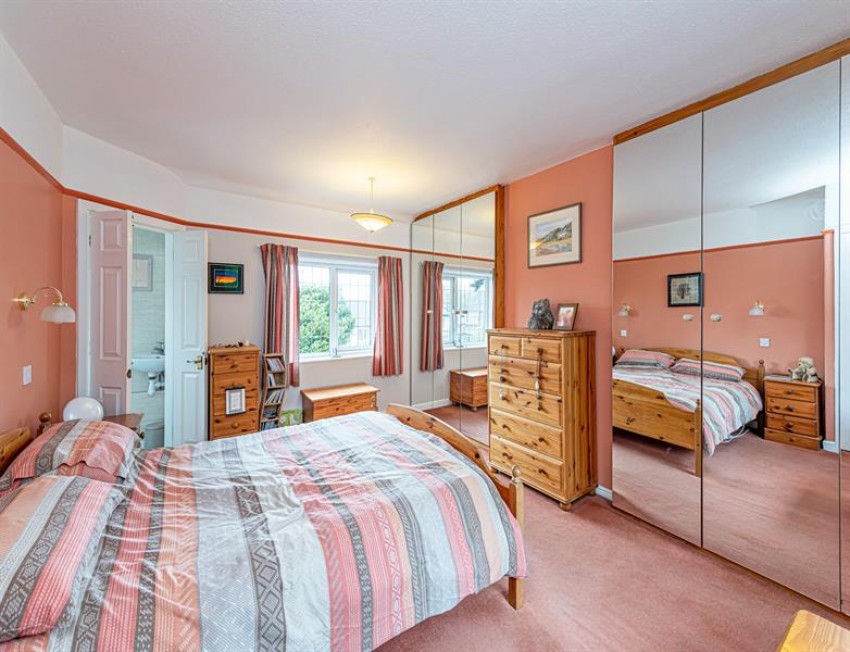 Images for Kingsway, Frodsham