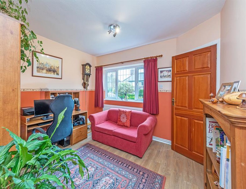 Images for Kingsway, Frodsham