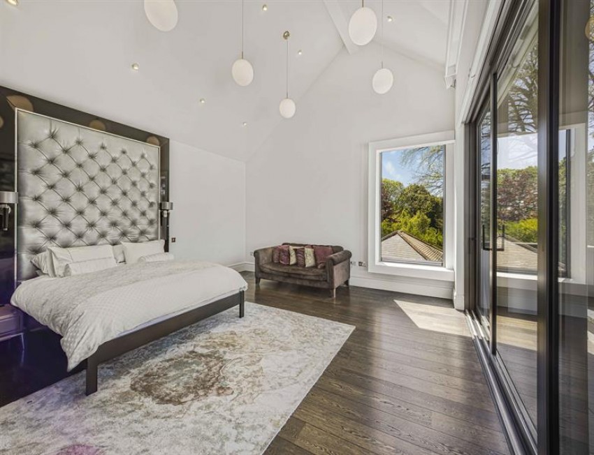 Images for South Road, Hale